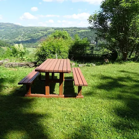 Du Cresponnet Holiday home